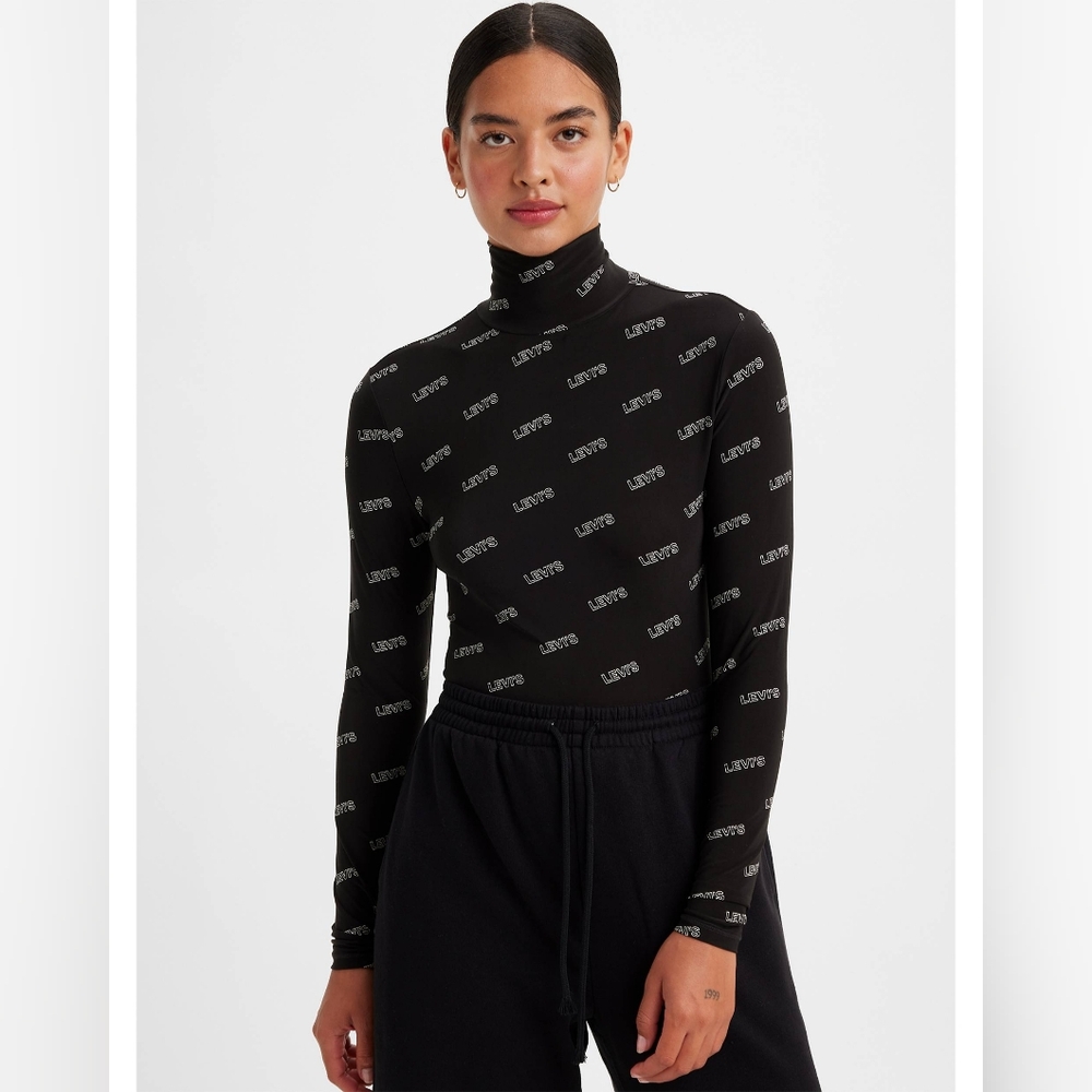 Levi's Women's Graphic Secondskin Turtleneck Top Black off White BNWT